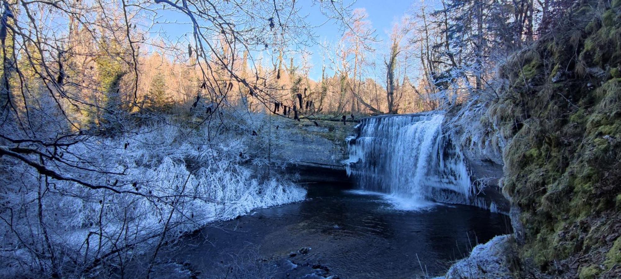 Grimont Gite Au Calme Grand Terrain Circuit Cascades Du Herisson Saugeot Eksteriør billede